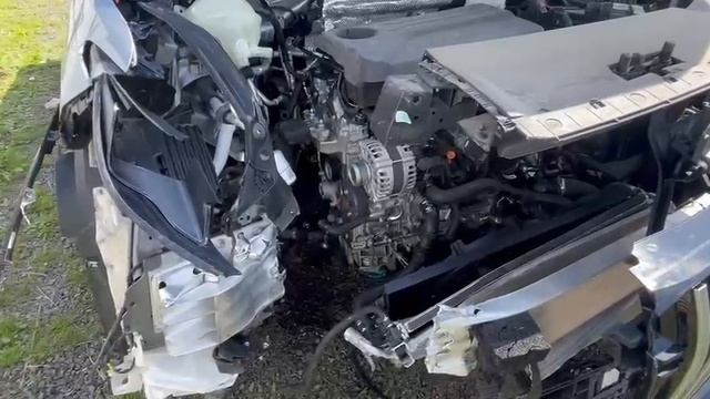 J8 смотреть онлайн