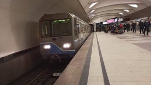 Метро в Москве | Прибытие и отправление поезда