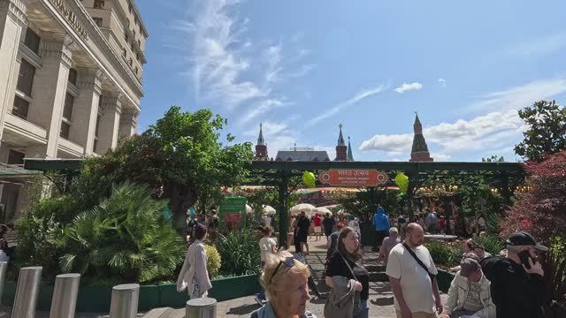 Прогулка по Москве | Красная площадь | Поездка в Москву | Москва 2025 смотреть онлайн