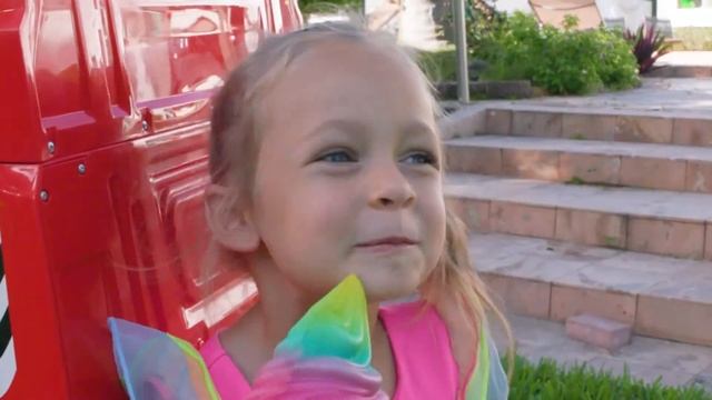 Веселые приключения с мороженом и фруктовом смузи! смотреть онлайн