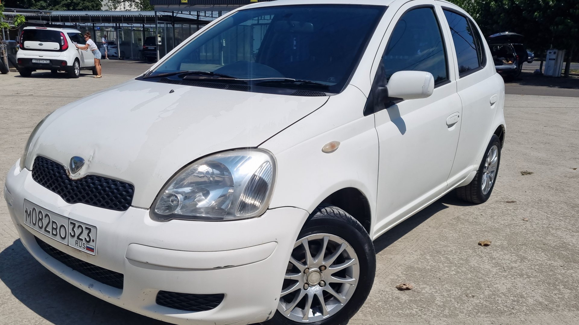 Toyota Vitz 2003 1.3 AT 4wd смотреть онлайн