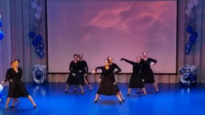 танец девочек