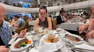 #11 Круиз в Японию, ужин в ресторане лайнера Spectrum of the seas и вкусный стейк. Шоу Шелковый путь