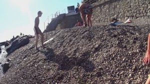 Готовимся к отпуску. Что делать на пляже, если вам скучно просто лежать.