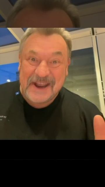 Сергей Жуков и его семья в 2020 году..... смотреть онлайн