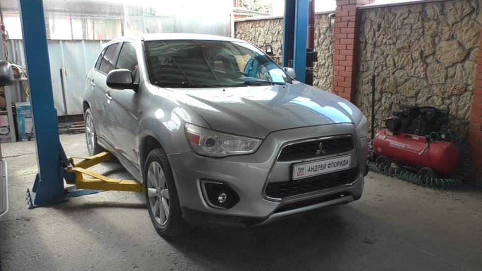 Замена задней ступицы на Mitsubishi Outlander Sport 2,0 Мицубиси Аутлендер 2014