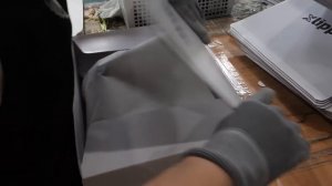 Как делают сандалии. Корейская обувная фабрика.