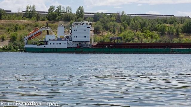 Теплоход ВОЛЖСКИЙ-9 в Волгограде смотреть онлайн