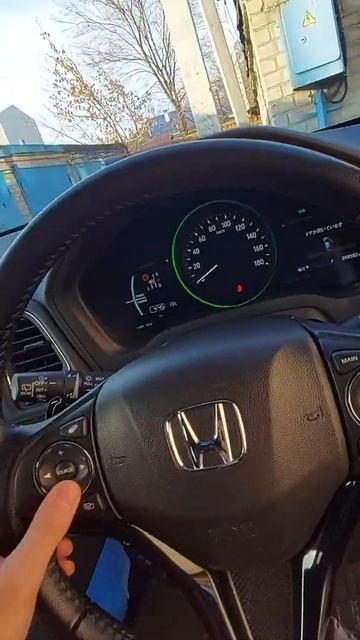 Мини обзор Honda Vezel 2017 год Hybrid  4WD