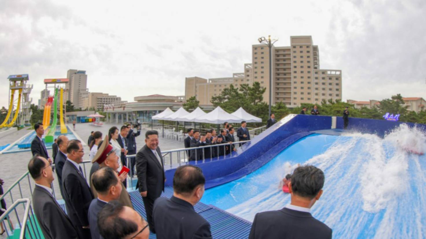 Курорт Вонсан-Кальма. Северная Корея для России! смотреть онлайн