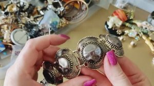 39.1 Распаковка винтажной бижутерии. Лот в 3 кг - приятные находки и всякая всячина