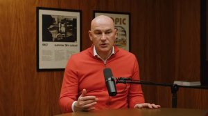 Ты не боишься сцены. Ты боишься БЫТЬ СОБОЙ | Радислав Гандапас про страх