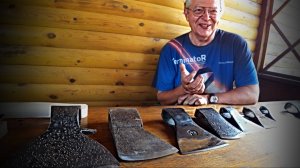 Человек, который знает о топорах ВСЁ. А главное-может об этом рассказать!!!