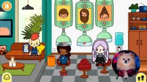 НОВЫЙ ОБРАЗ В ТОКА БОКА ! ПЕРЕКРАСИЛАСЬ И СМЕНИЛА ОДЕЖДУ ! НОВЫЙ ПОДАРОК - Toca Boca Life World