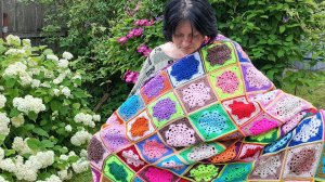 20-07-2025.Обзор готовой работы.Плед мотивами 🧶🧶🧶