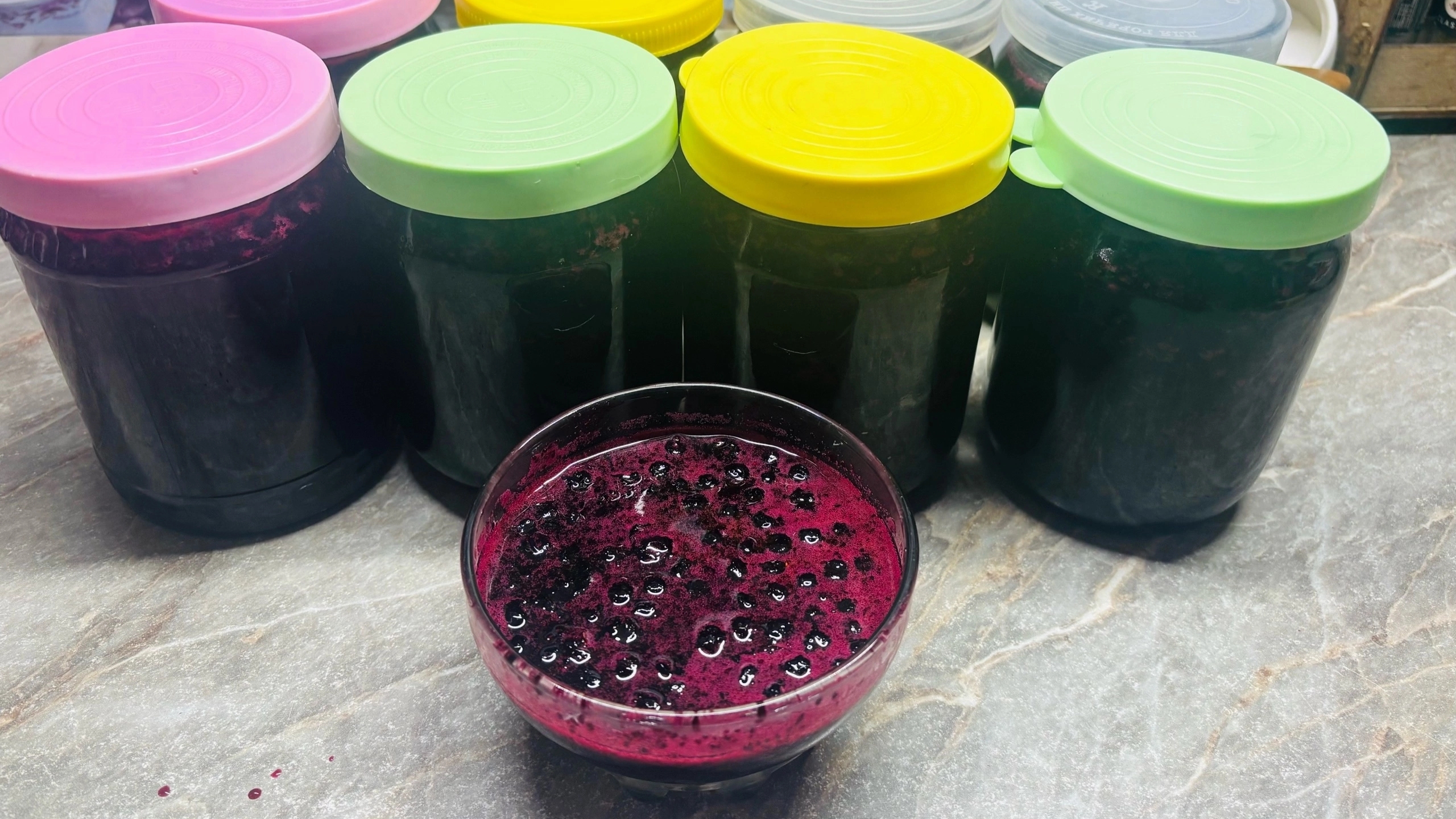 Супер Рецепт Живая Черника на зиму!! Попробуйте такой рецепт один раз и будете готовить всегда!! смотреть онлайн