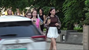 💃 Что носят летом в Москве? 🔥 Реальные образы девушек на улицах столицы — мода, стиль и тренды 👠