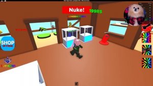 ЗА МНОЙ ГОНИТСЯ ВЕЩЬ И УЭНЗДЕЙ В РОБЛОКС ! WEDNESDAY ROBLOX