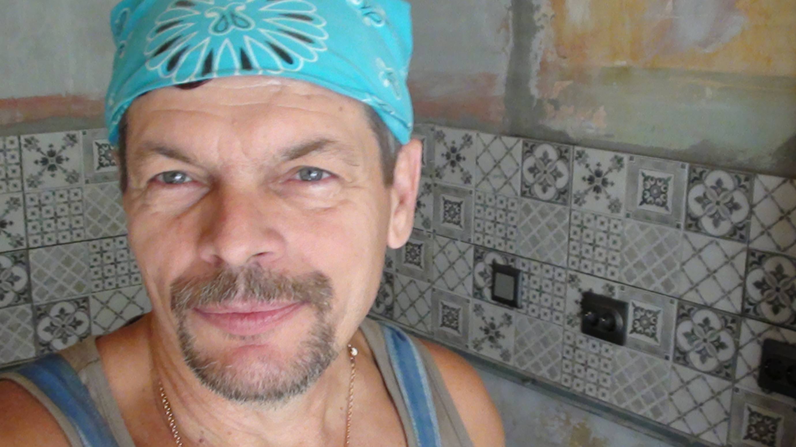 Ремонт в кухне продолжается// Начинаю выкладывать "ФАРТУК" кухни смотреть онлайн