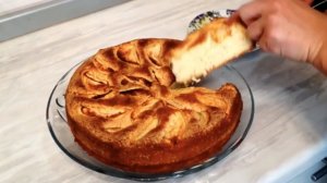 Шарлотка с яблоками и корицей!