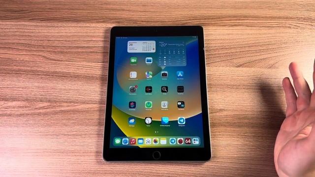 Apple iPad 5-th 2017 9.7 32gb | Актуальность в 2025 году смотреть онлайн