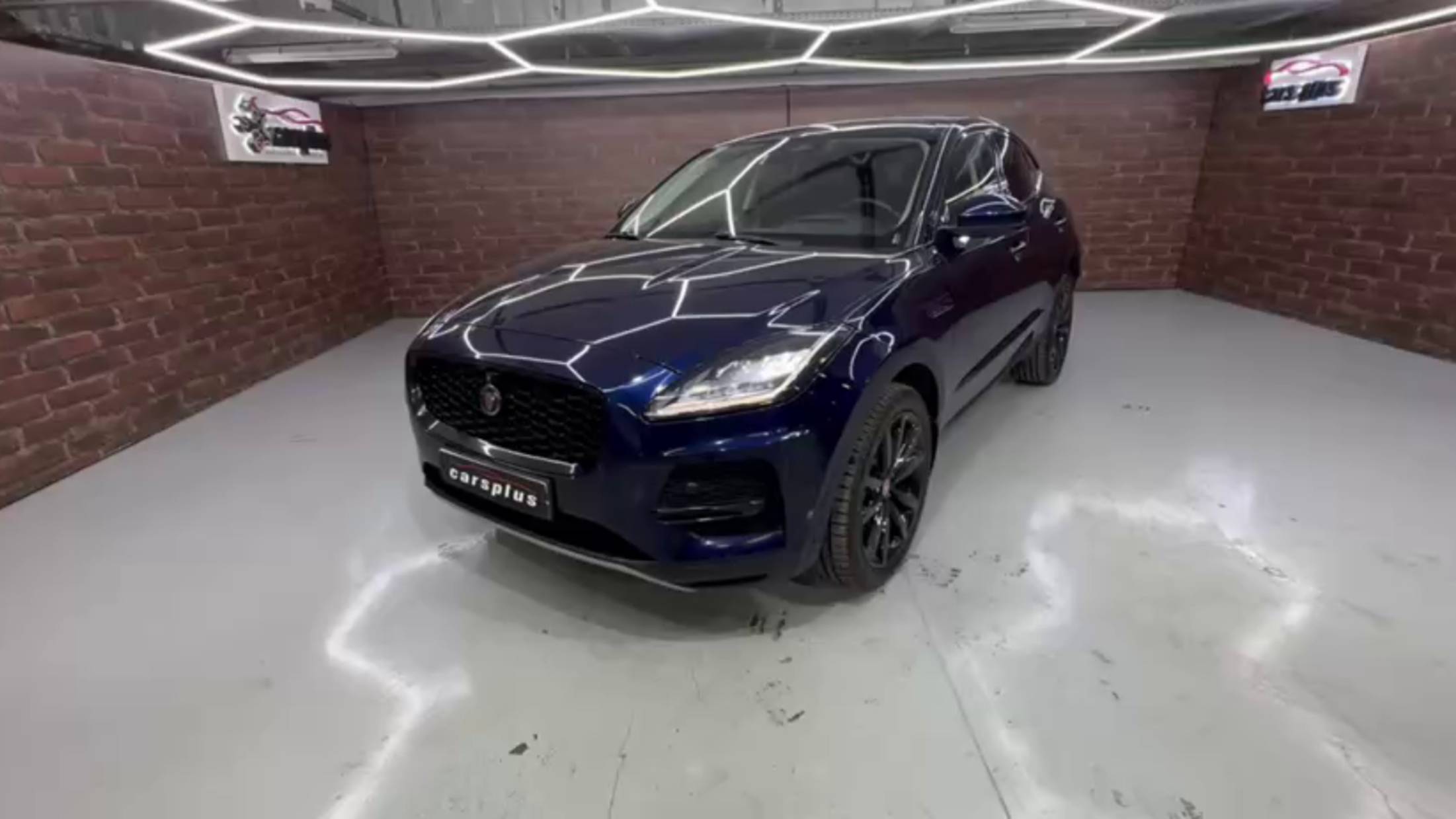 В наличии Jaguar E-Pace👇 смотреть онлайн