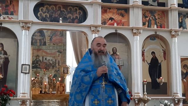 Богородица помогает тем, кто чтит Ее Сына. смотреть онлайн