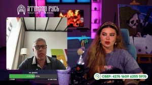 Очередной укро-блогер)