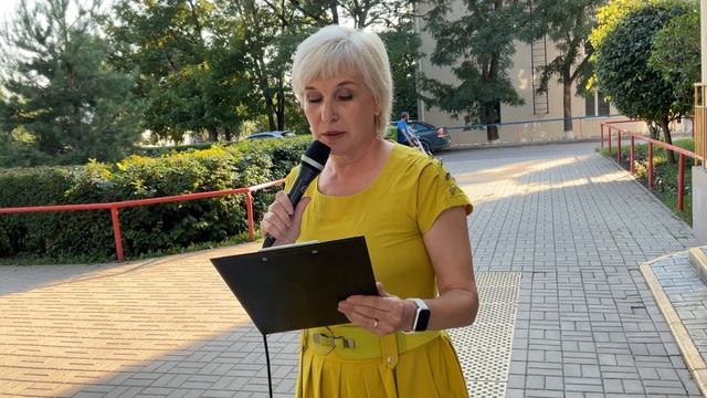 Областная акция «Читаем про любовь» посвящена Дню семьи, любви и верности. Читает Марина Французова смотреть онлайн