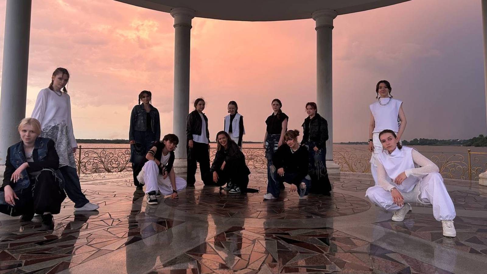 [K-POP COVER DANCE] Super (‘손오공’) — SEVENTEEN 
Dance Cover By WeVibe