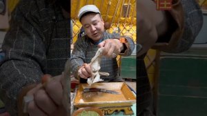 Основная пища традиционных монголов — мясо и различные молочные продукты.