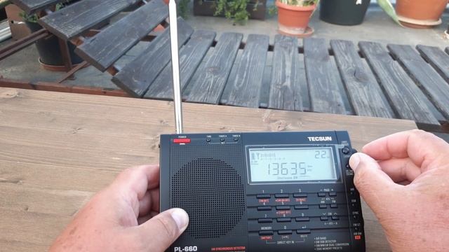 Вечерний радиоприем на одном из курортов Краснодарского края. смотреть онлайн