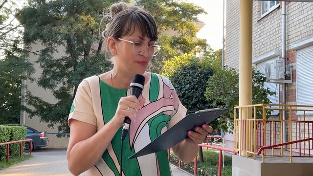 Областная акция «Читаем про любовь» посвящена Дню семьи, любви и верности. Читает - Демченко Елена смотреть онлайн