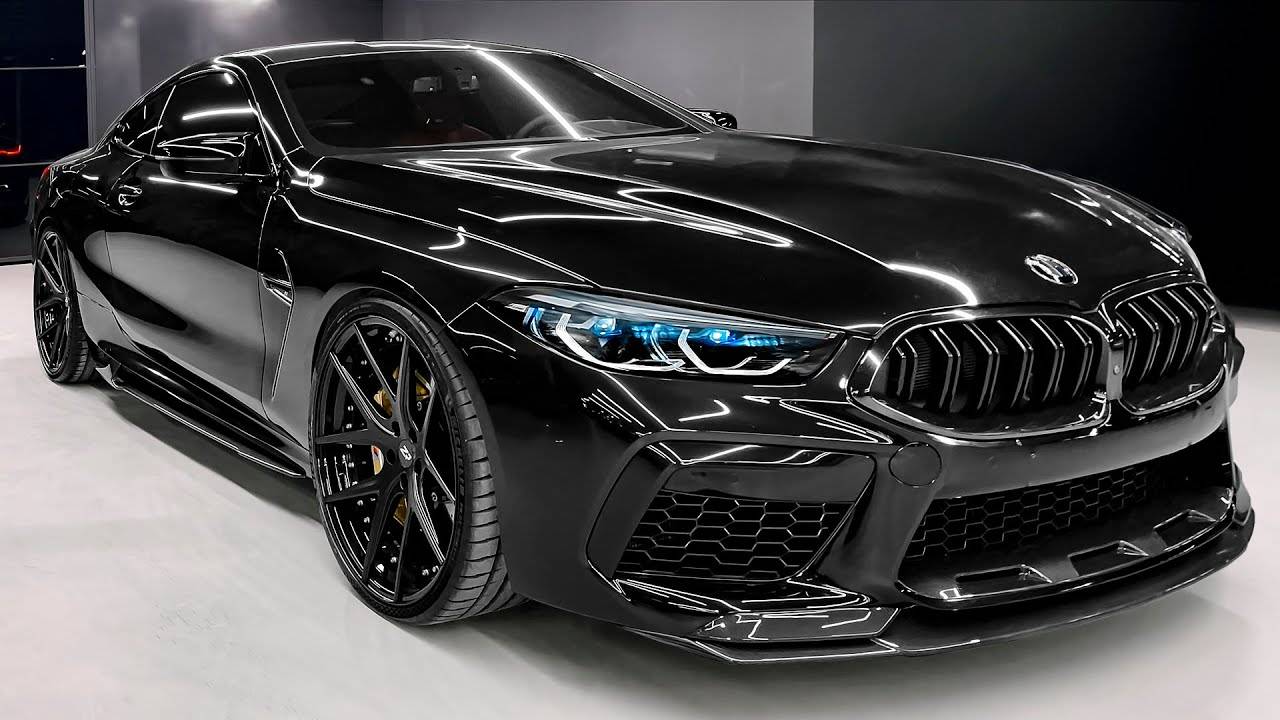 BMW M8 Competition — брутальное купе в деталях