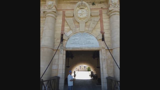 Куба. Гавана. Крепости. 11. 2013 смотреть онлайн