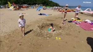 Пляж Радужный, Золотые пески сегодня 21 июля 2025. Посёлок Новомихайловский и село Пляхо сейчас