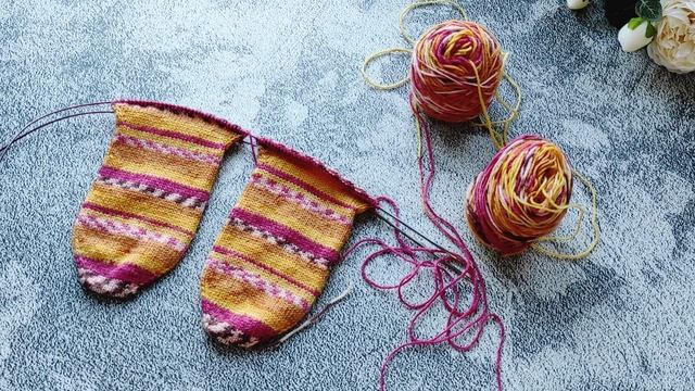 СП Носочный календарь 2025. Июль. Летние носочки. смотреть онлайн