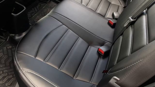 Hyundai Solaris 1. Авточехлы смотреть онлайн