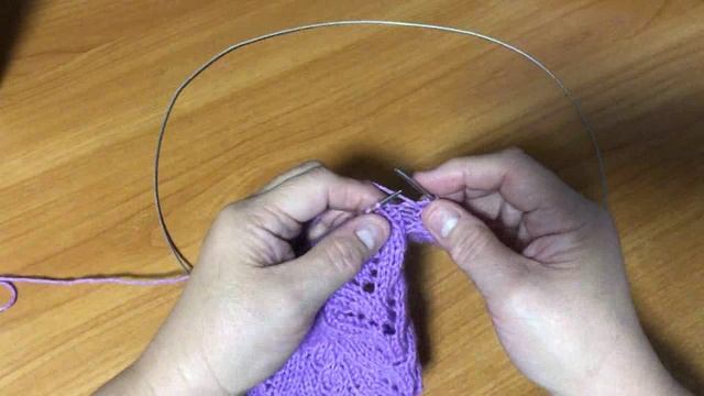 Ажурные косы и жгуты. Вяжем спицами смотреть онлайн