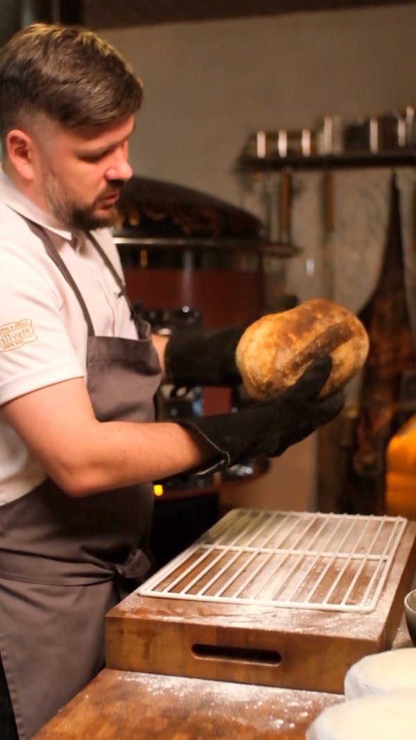 Выпекаем хлеб в дровяной подовой печи Grillvett il Forno с Алексеем Щербаком "The Хлеб"