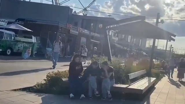 Прогулка по летнему Уральскому городу. Арбат и новая набережная в Челябинске. смотреть онлайн