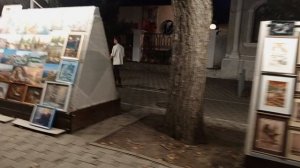 Уличная галерея картин Анапа video 2025-07-20