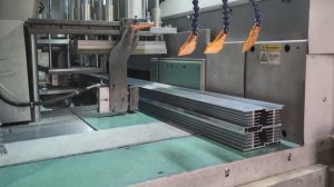 Очень быстрая пила для резки алюминиевого профиля