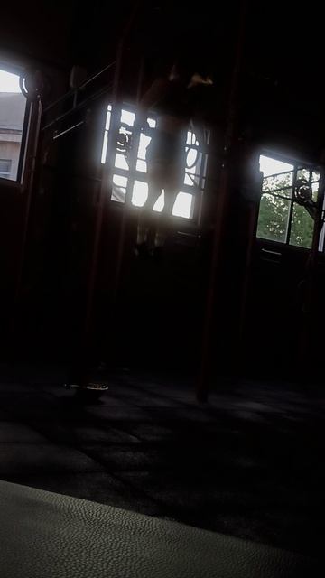 Выходы на перекладине.mp4