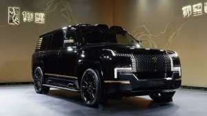 Экстерьер и интерьер BYD Yangwang U8L, а также демонстрация динамики вождения