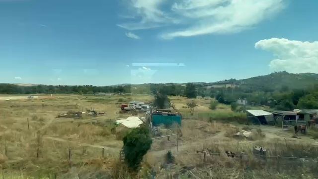 Проехалась на поезде по Италии. Виды из окна