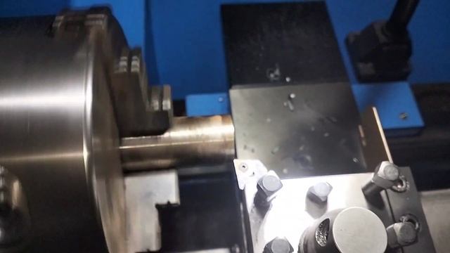 Первые работы на токарном станке. Державка для резцов своими руками. смотреть онлайн