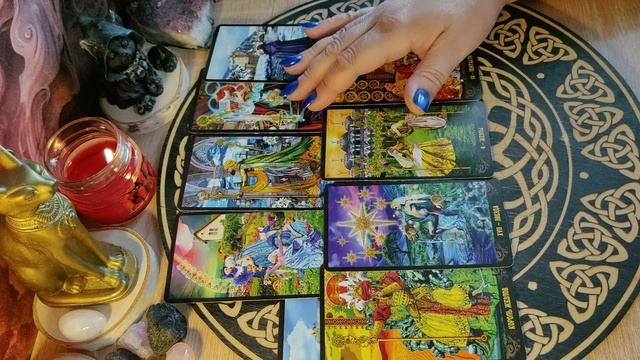Кто о вас сегодня думал и что именно 🔮 таро расклад смотреть онлайн