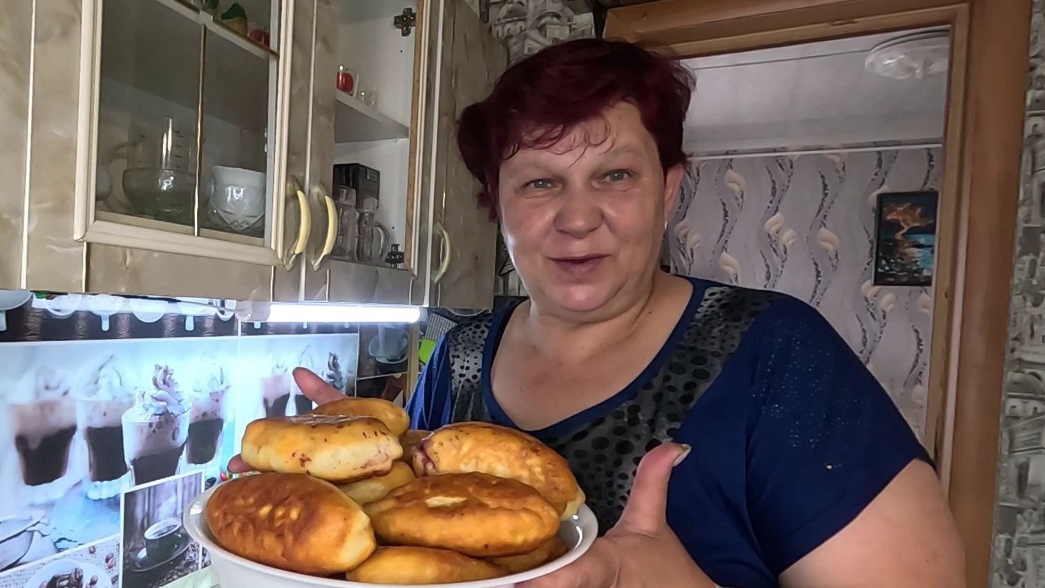 Невозможно оторваться... Она испытала сильнейший стресс... смотреть онлайн