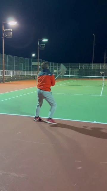 Новый вид тенниса 😉✌😂😂😂